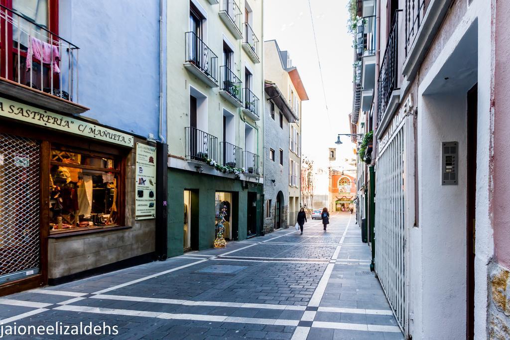 Center Pamplona Apartment エクステリア 写真